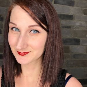 Meet your Posher, Kara